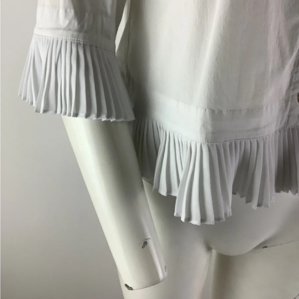 IC By Connie K Sz M Pleated Trim Button Blouse White Cotton Spandex Collared - Picture 2 of 6